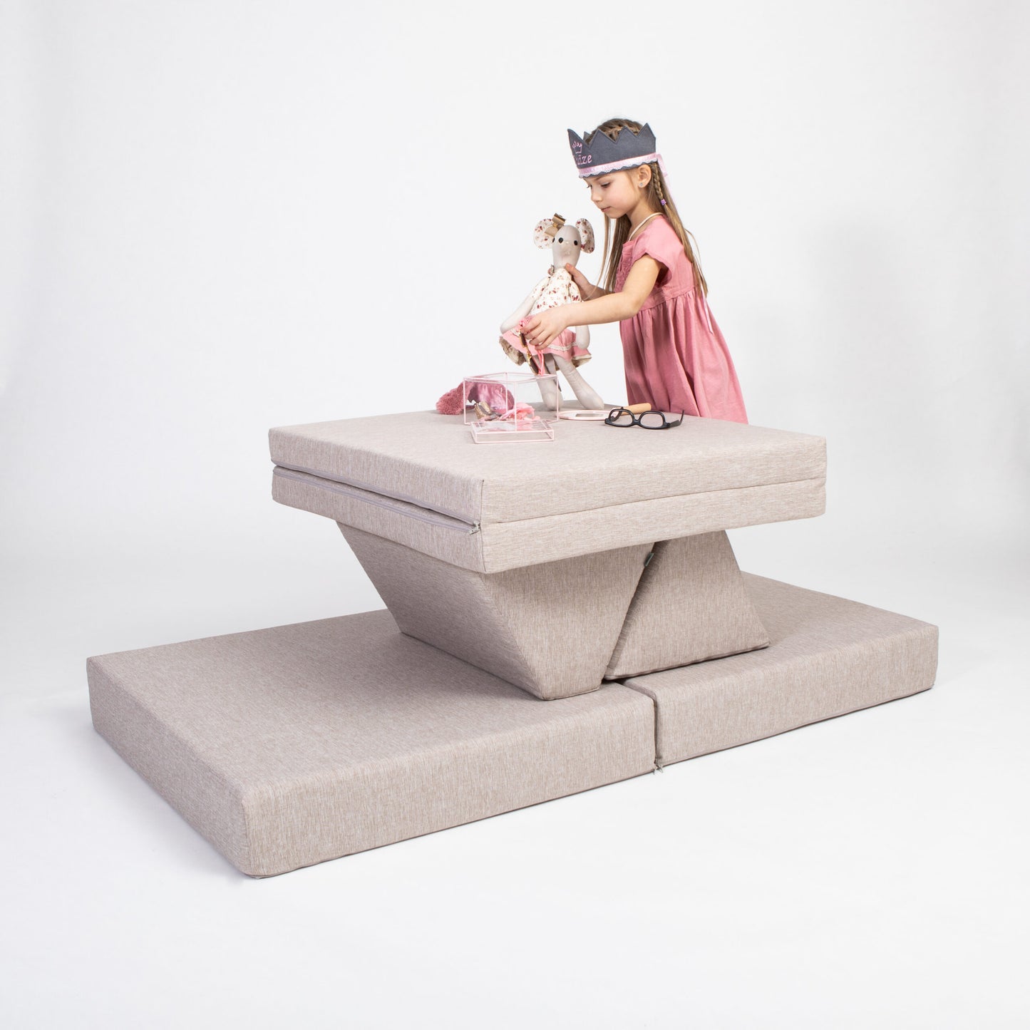 beige lasten sohvasetti