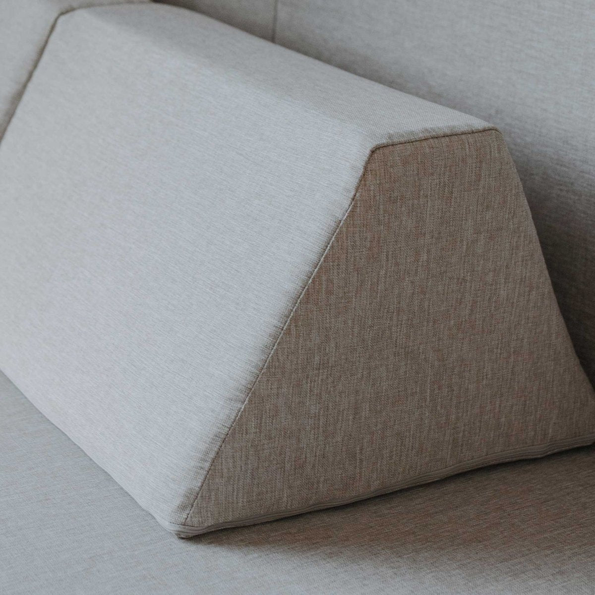 beige lasten sohvasetti