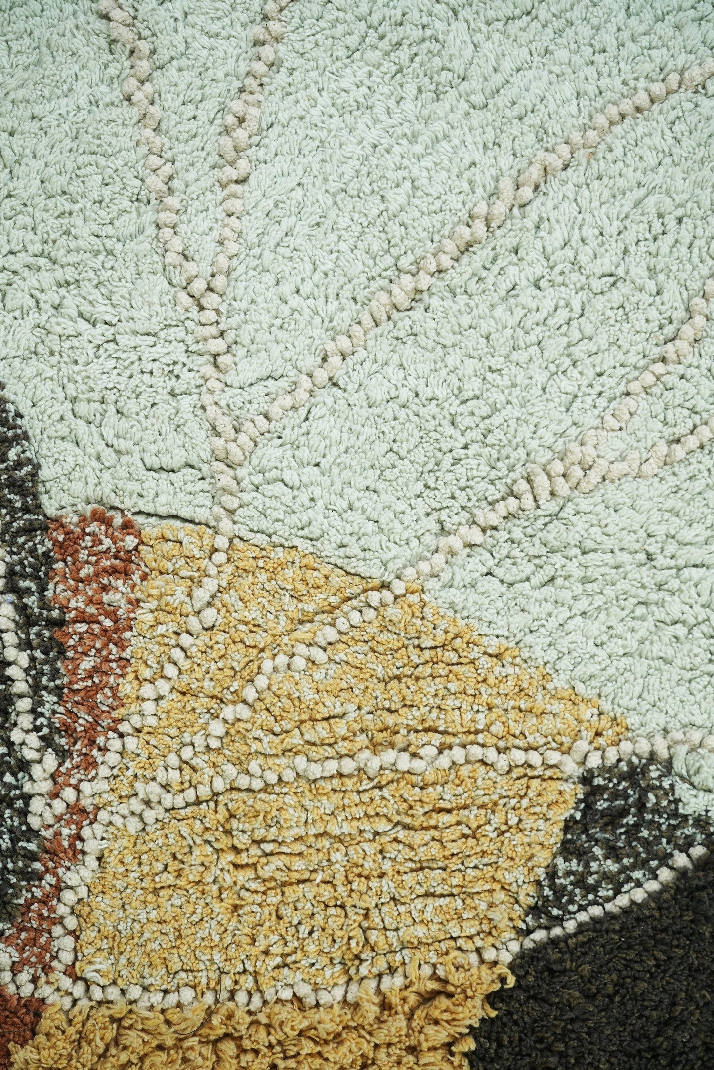 yksityiskohta Konepestävä matto lastenhuoneeseen - Mehiläinen 115x150 cm