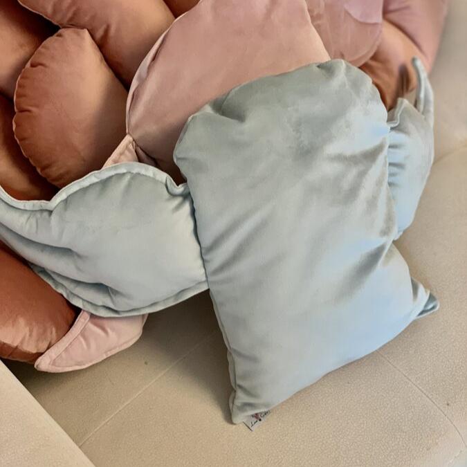 Koristetyyny "Wings" - harmaa