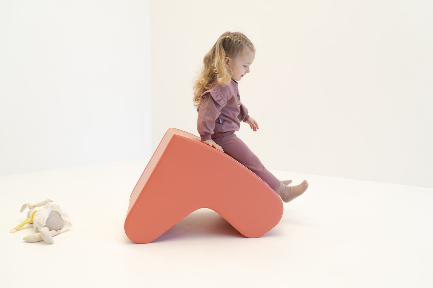 Lasten keinutuoli liukumiseen-lohenpunainen