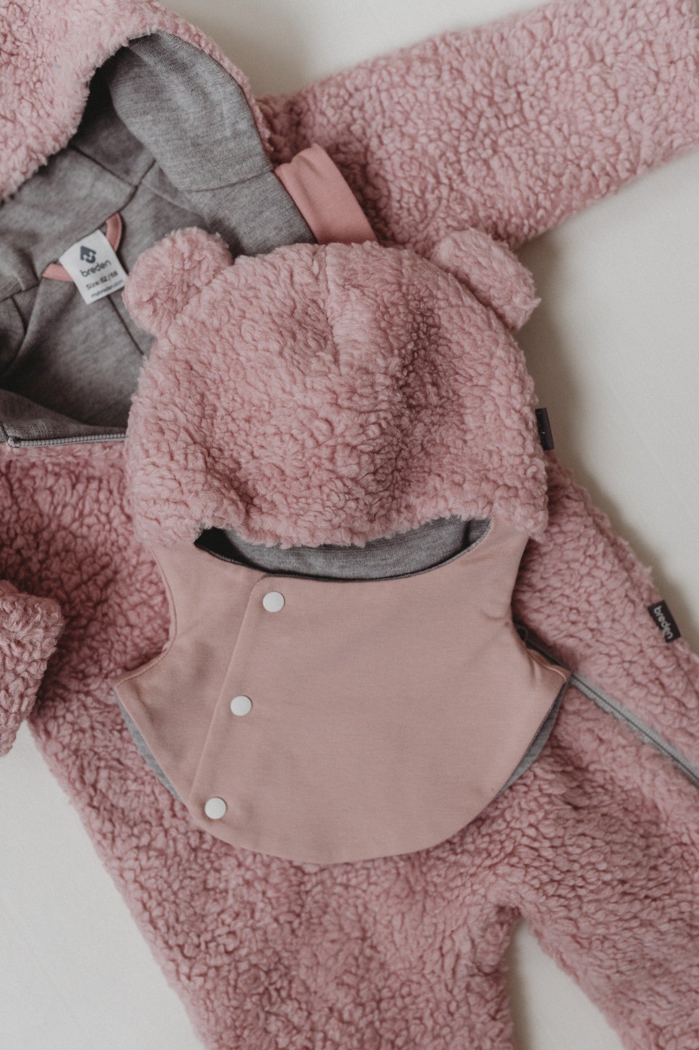 Vauvan merinovillainen Balaclava talveen-theo