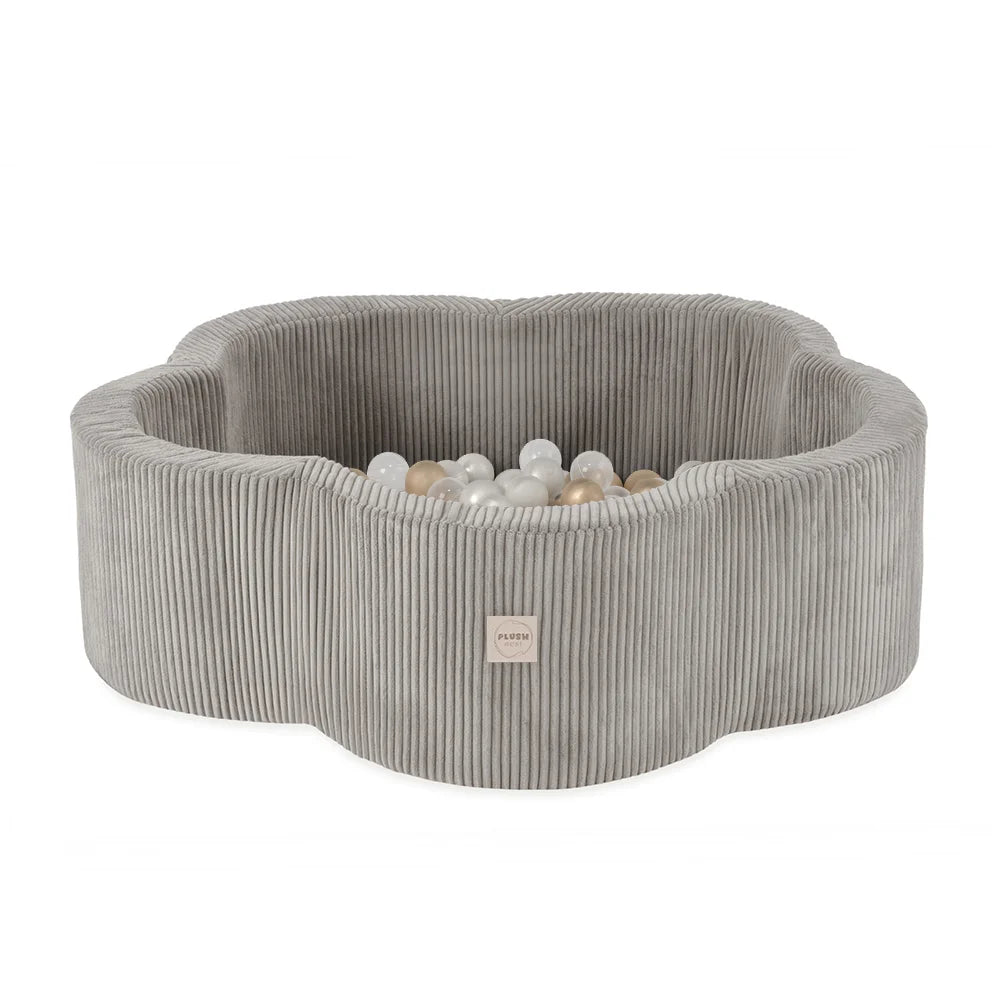beige-kukka-pallomeri