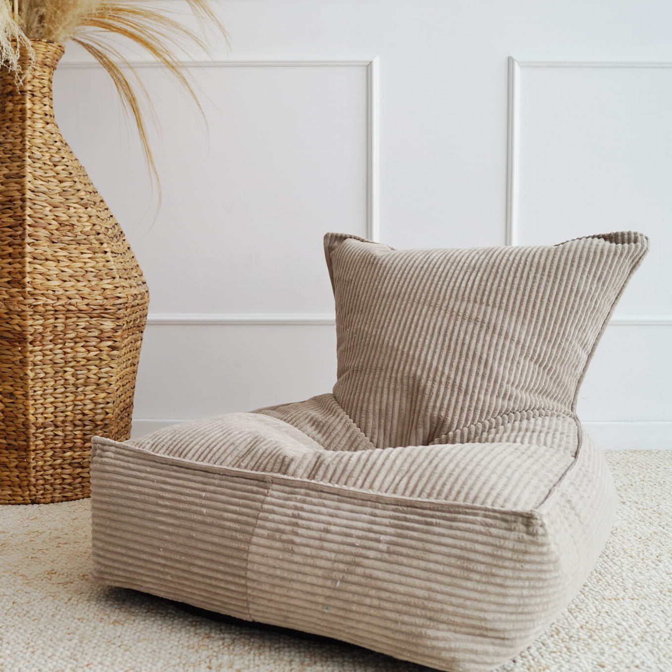 lastenhuoneen säkkituoli-vakosametti-beige