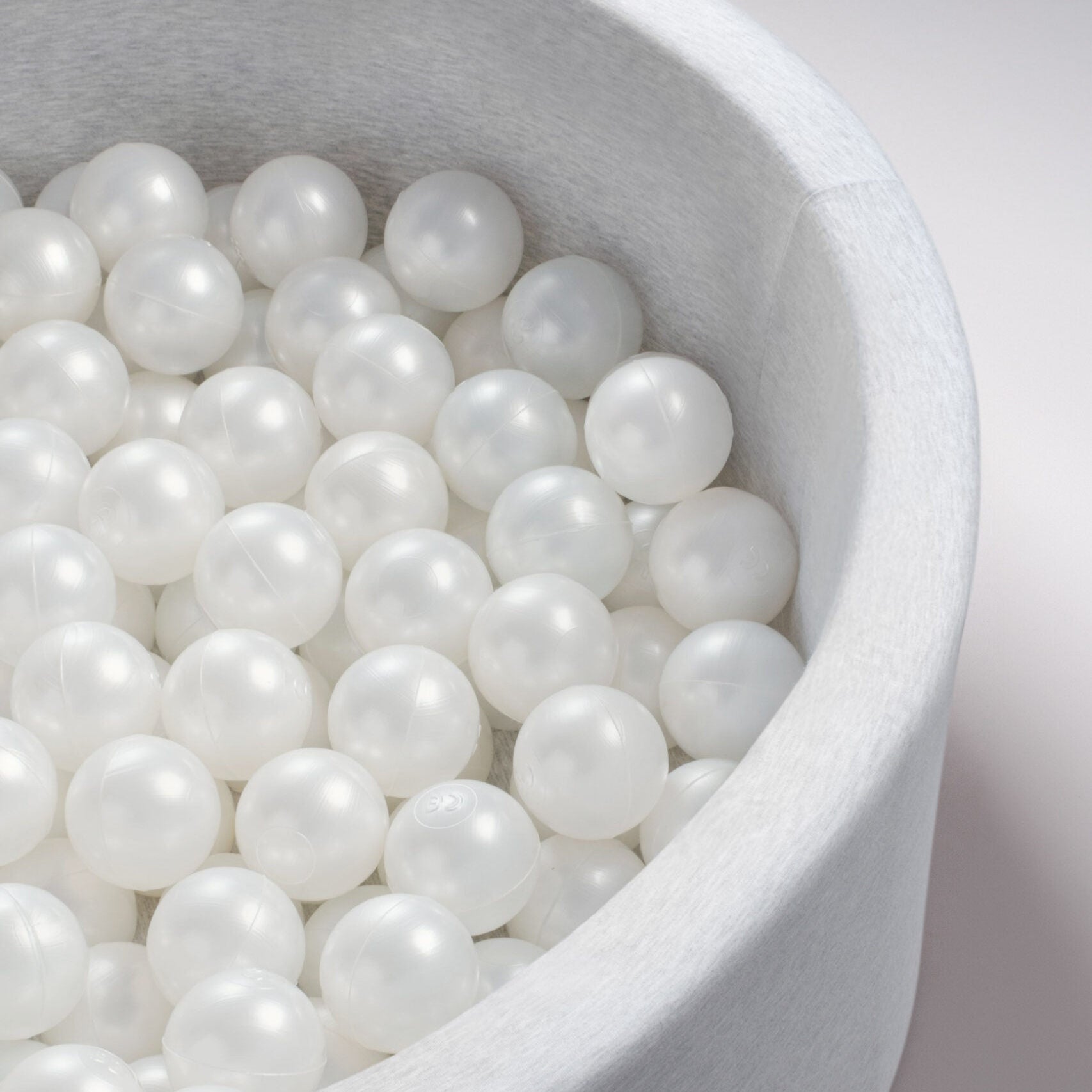 pallomeripallot-helmi