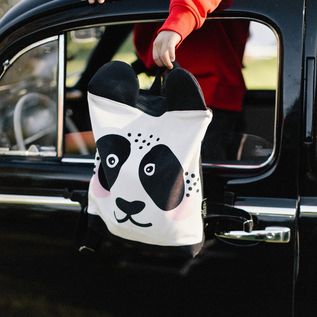 Lasten panda reppu samettisella pinnalla