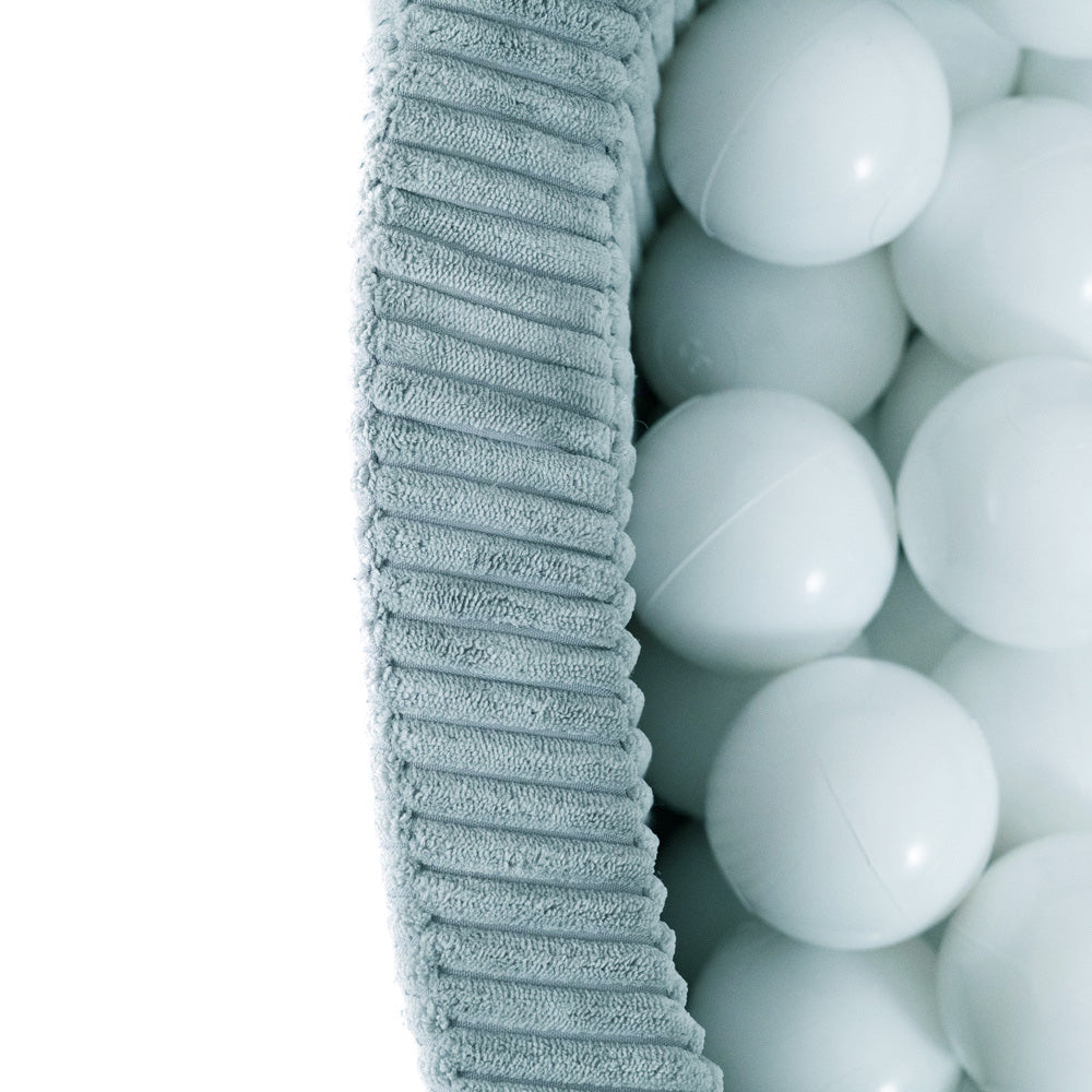 plushnest-sametti-pallomeri-lapselle-sininen