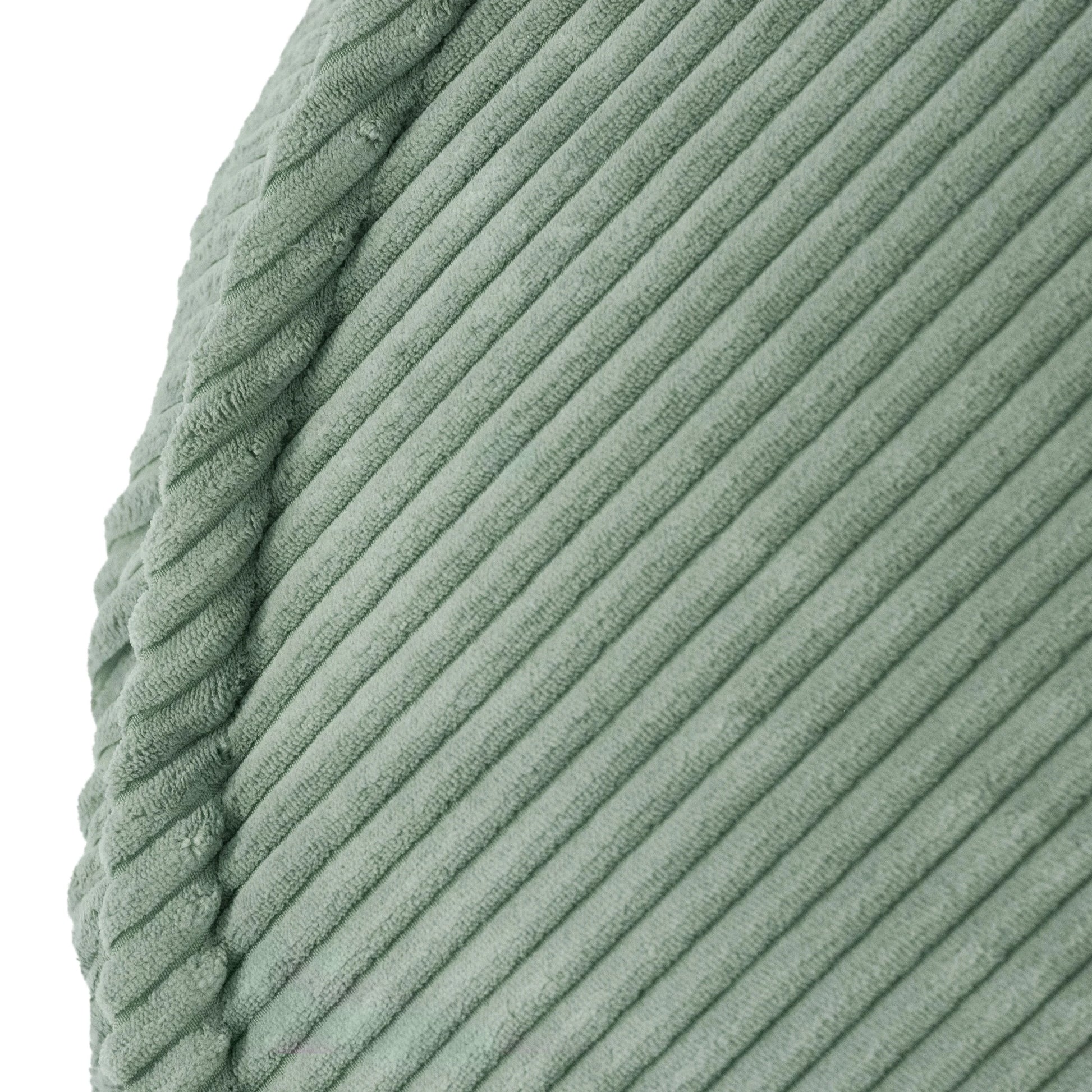 Vihreä pienten lasten säkkituoli nallen korvilla-lähikuva kankaasta