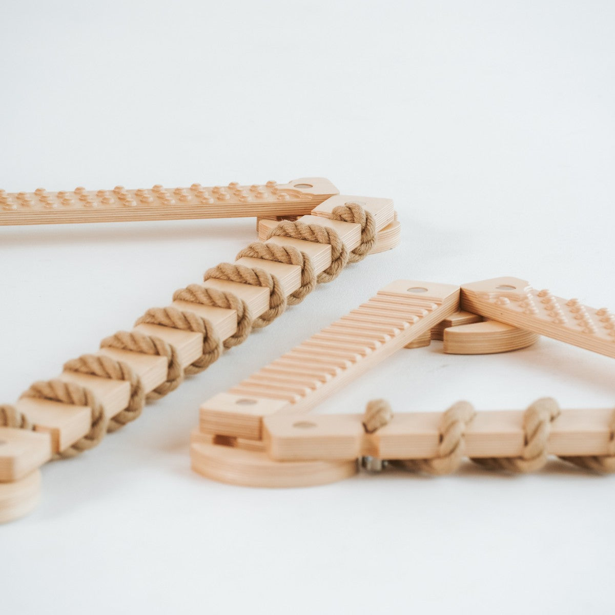 TipiToo® jännät puiset tasapainopalkit lapsille - Jute Rope