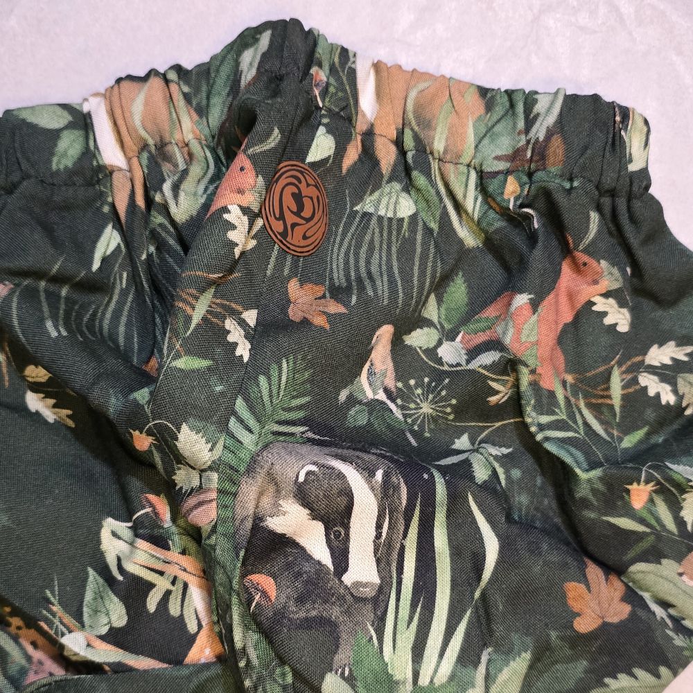 lasten ilmavat housut bambukankaasta